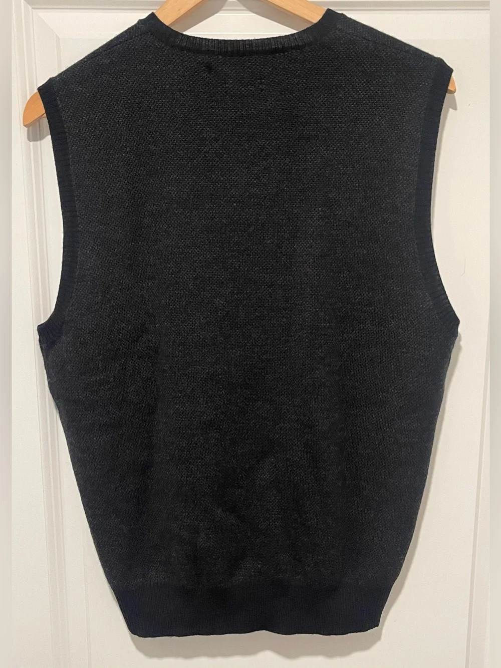 Polo Ralph Lauren 100% Merino Wool Sleeveless V-Neck Vest Medium NWT Charcoal